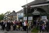 Ambleside premiere queue