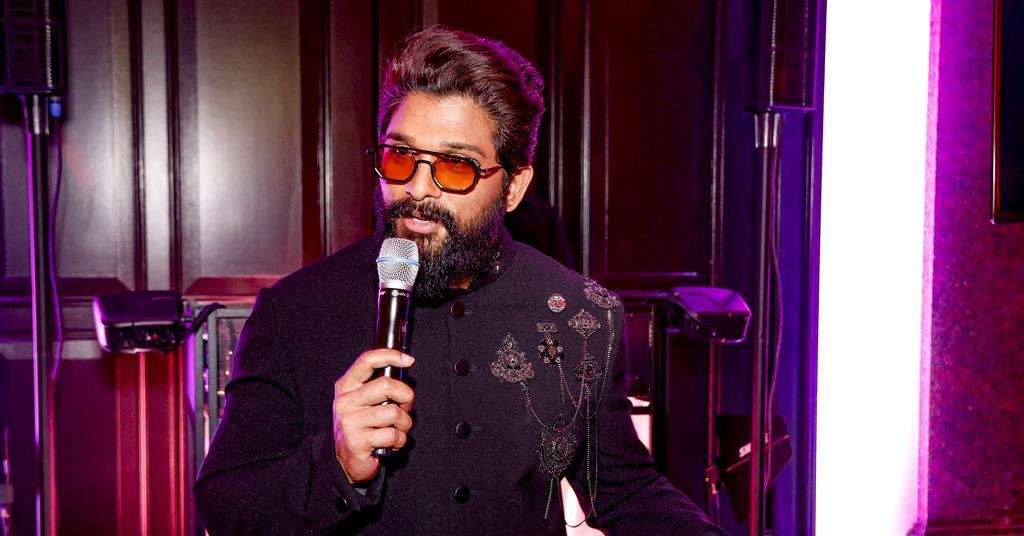 Nam diễn viên Allu Arjun bị bắt sau cái chết khi chiếu 'Pushpa 2'