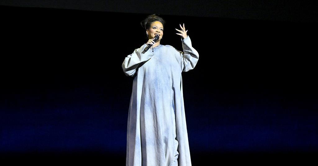 蕾哈娜 (Rihanna)、約翰·克拉辛斯基 (John Krasinski) 和齊吉·馬利 (Ziggy Marley) 點亮派拉蒙 CinemaCon 會議