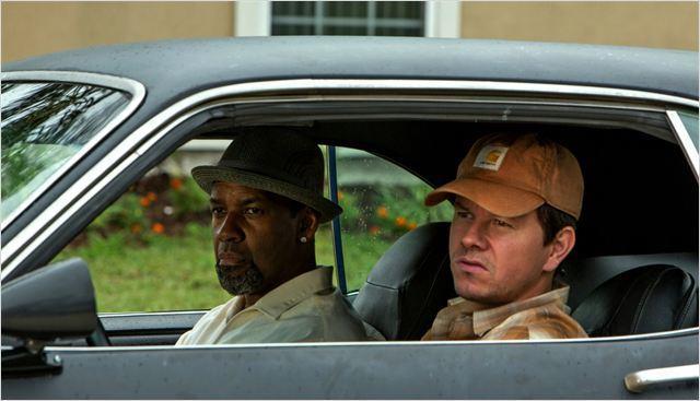 2 Guns Reviews Screen 2 Guns Reviews Screen