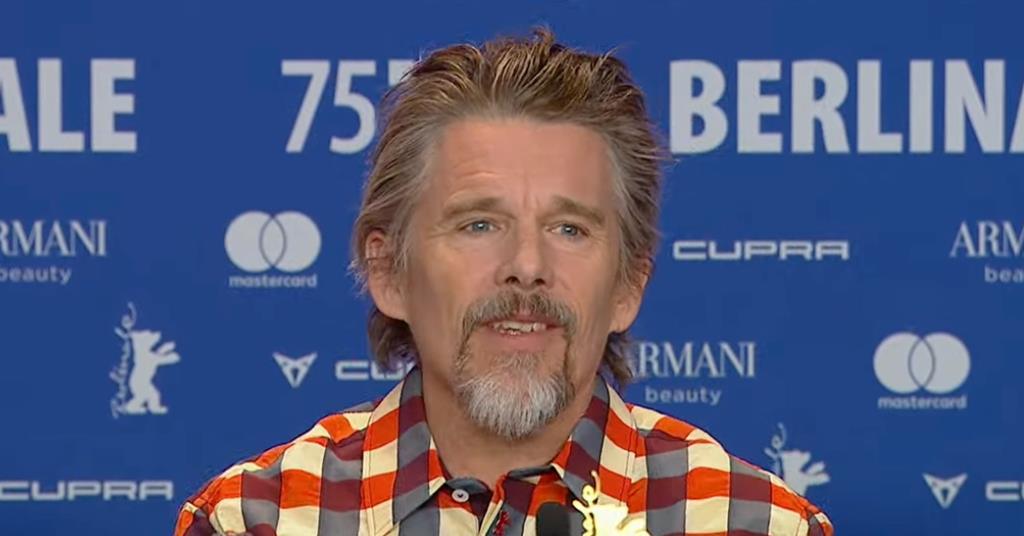 Ethan Hawke về tầm quan trọng của nghệ thuật tấn công của người Hồi giáo: Hồi Khi chúng ta ưu tiên tiền bạc, những gì chúng ta nhận được là vật liệu chung chung