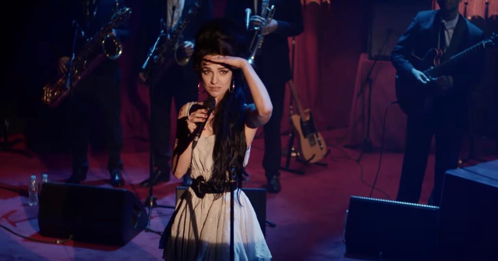 《Back To Black》：Studiocanal 出品的艾咪懷恩豪斯傳記片，瑪莉莎阿貝拉主演，首支預告片