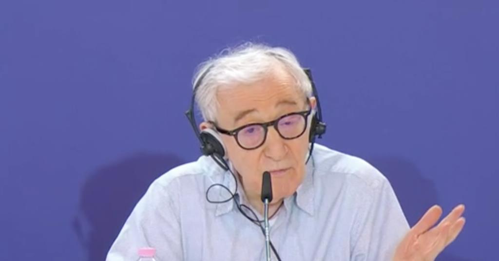 “Tôi chưa bao giờ có điều gì khủng khiếp xảy ra với mình,” Woody Allen nói khi tập thể điện ảnh Pháp phản đối sự hiện diện của anh ở Venice