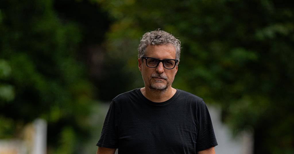 Kleber Mendonca Filho breaks down four key scenes from ‘The Secret Agent’: “The film has multiple layers of storytelling”