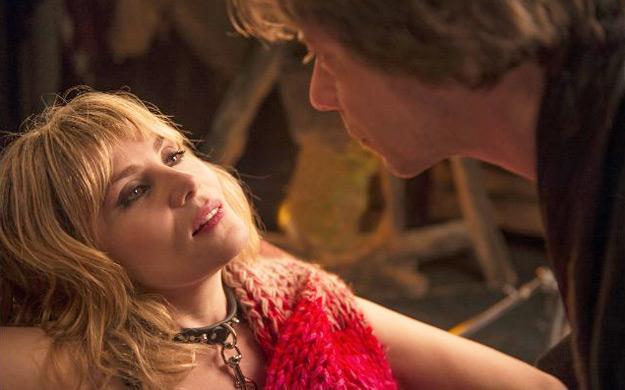 O‘gay ona o‘g‘lini aldab, jinsiy aloqa uchun video suratga oldi. Dua Lipa porno rasmlar