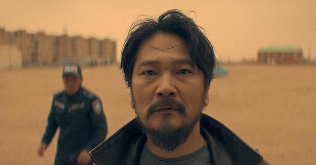 「Travesty」：Busan Review