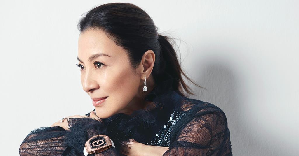 Michelle Yeoh nhận giải thưởng đột phá về hành trình chia sẻ của TIFF