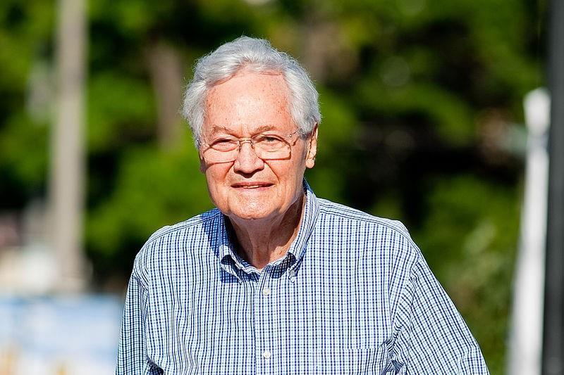 Roger Corman, nhà tiên phong phim độc lập và bố già phim hạng B, qua đời ở tuổi 98