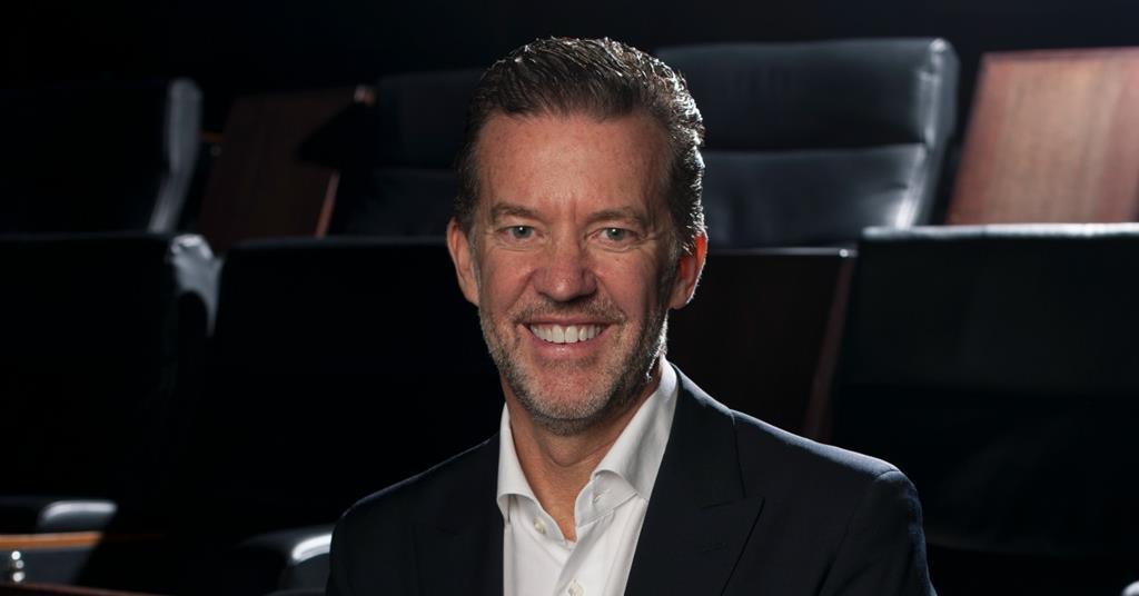 Tim Richards ของ Vue Set สำหรับ Cinemacon Global Achievement Award (Exclusive)