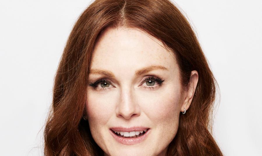 Julianne Moore ได้รับการแต่งตั้งเป็นประธานคณะลูกขุนนานาชาติสำหรับเวนิสปี 2022 จากการเปิดเผยของคณะลูกขุนเต็มรูปแบบ
