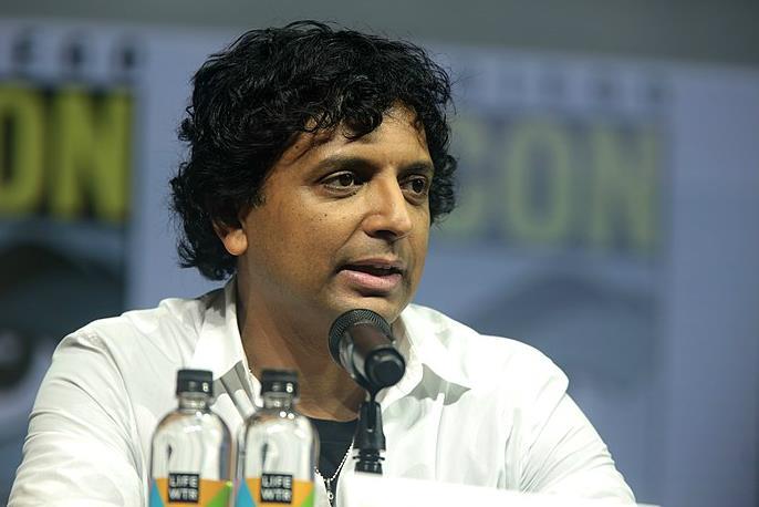 Universal đụng độ phim kinh dị M Night Shyamalan khi 'Nobody' chuyển sang năm 2021