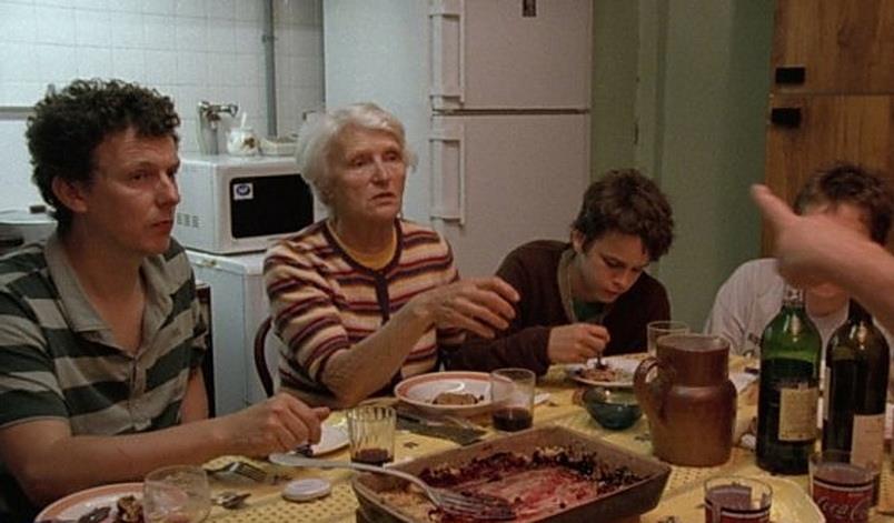 MK2 收录了 Gondry 的《Thorn》和 Siddon 的《Turn It Loose》