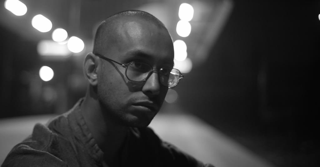 Tasher Desh Reviews Screen As the delicious happiness inside me slowly settles down, at having watched. tasher desh reviews screen