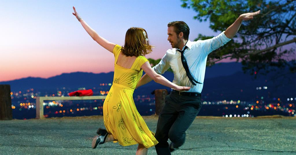 「La La Land」は1,000万ポンドを越え、英国の650サイトに拡大します