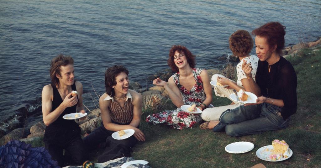 Photo of Venedig-Dokumentarfilm „All the Beauty and the Bloodshed“ verkauft nach Italien, Deutschland, Spanien |  Nachrichten