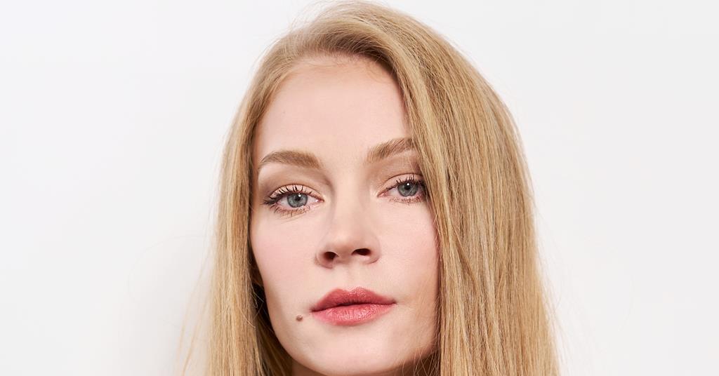 Netflix กำหนดให้ "Anna K" ที่ดัดแปลงมาจาก Tolstoy เป็นซีรีส์ต้นฉบับภาษารัสเซียเรื่องแรก