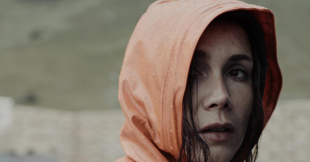 Olga Arntgolts eshakda becerdin oladi