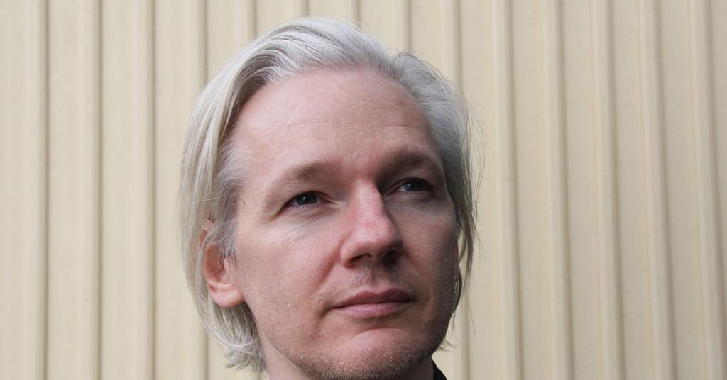 Phim tài liệu 'The Six Billion Dollar Man' của Julian Assange bị rút khỏi Sundance do "diễn biến bất ngờ"