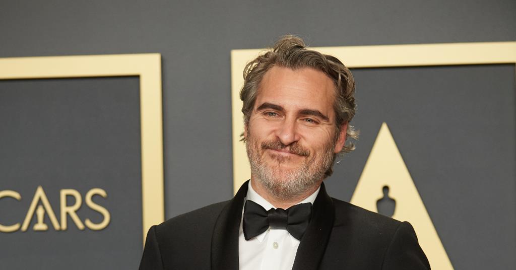 Dự án của Todd Haynes trong tình trạng lấp lửng sau khi Joaquin Phoenix khởi hành vài ngày trước khi quay ở Mexico (báo cáo)