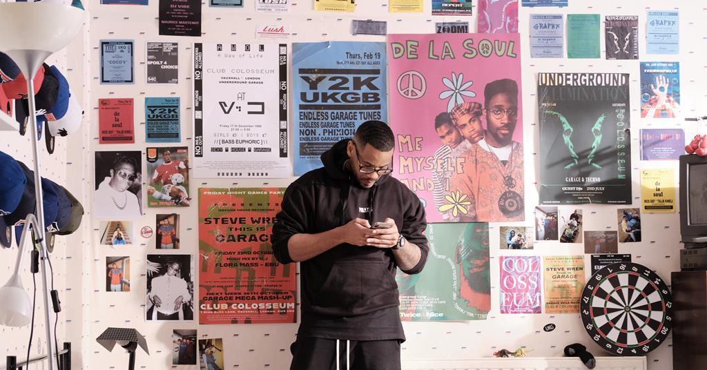 雷吉·耶茨 (Reggie Yates) 在 Covid-19 中断后完成了《海盗》的伦敦拍摄