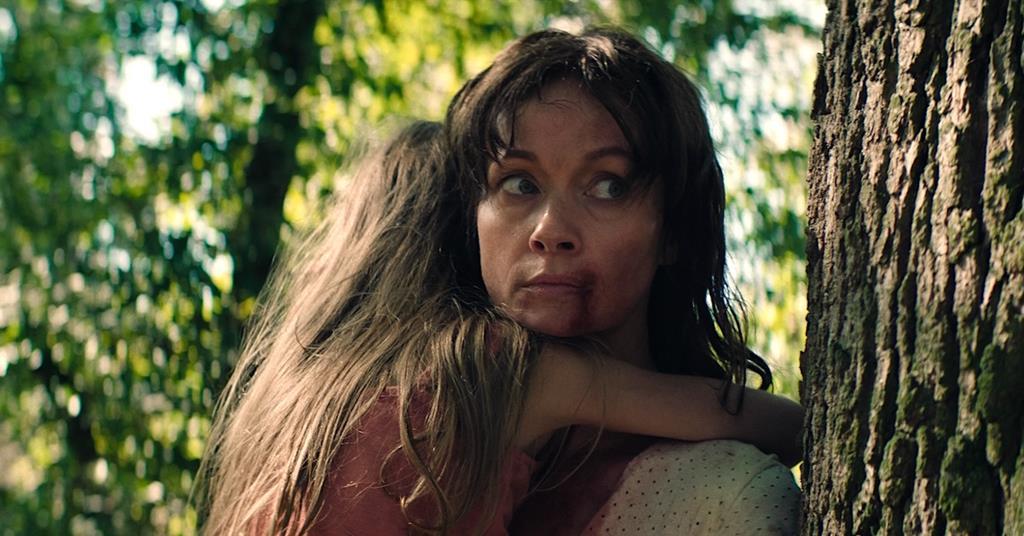 ‘Ferine’ review: Arresting Italian genre debut is lush modern giallo with ...