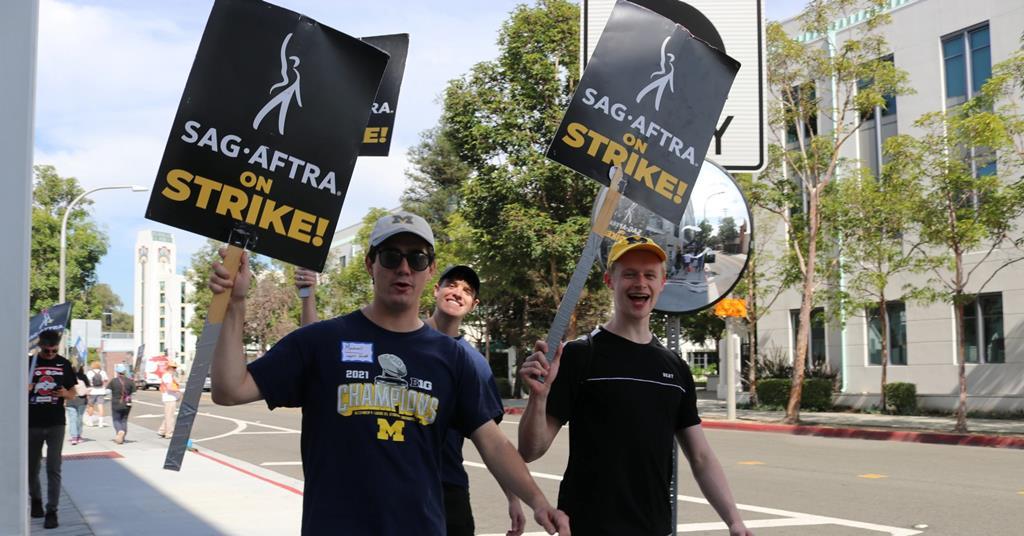 SAG-AFTRA, studios reach tentative deal