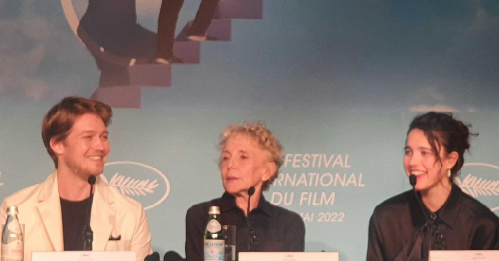 Claire Denis nói về bình đẳng giới tại Cannes: “Phụ nữ làm phim khó hơn”