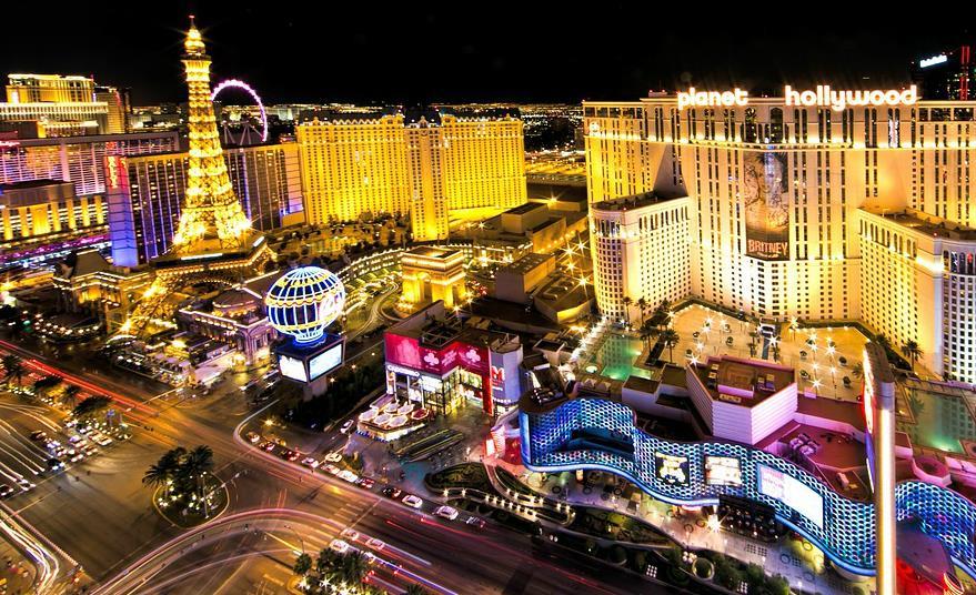 AFM 2024: người tham dự chuẩn bị cho bữa tối ở Las Vegas, chuyến du ngoạn, cuộc bầu cử ở Hoa Kỳ và làm việc chăm chỉ