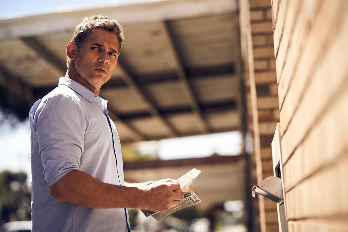 ‘The Dry’ Review Reviews Screen