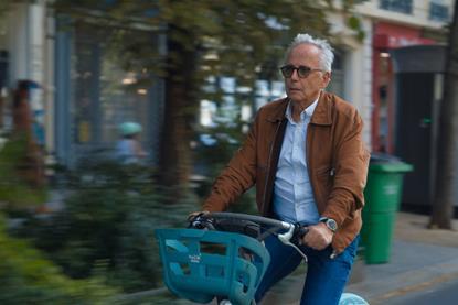 photo-Victor-1-2048x1221