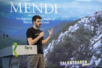 Iker González Urresti pitching 'Mendi' at Basque Country’s Talent Day