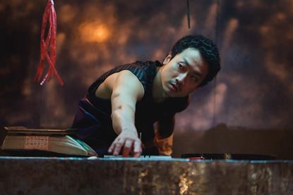 A Ghost in the Market_069