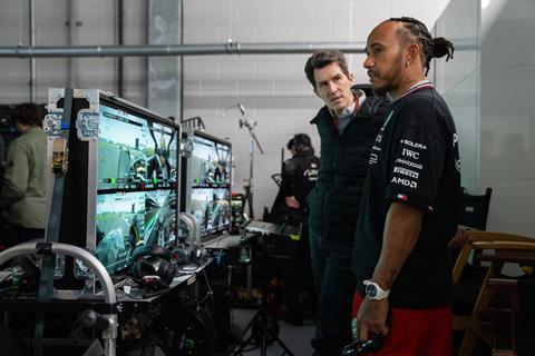 F1_Feature_S70132F_f