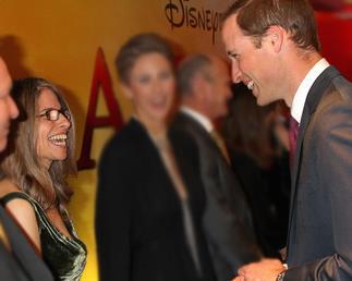 Alix Tidmarsh meeting Prince William at African Cats premiere