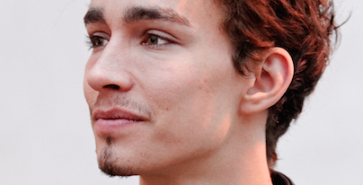 Robert Sheehan