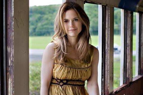 kelly preston