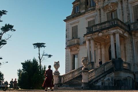 ESPIAS_EP2_STILL33_Palácio Sotto Mayor (Hotel Inglês)