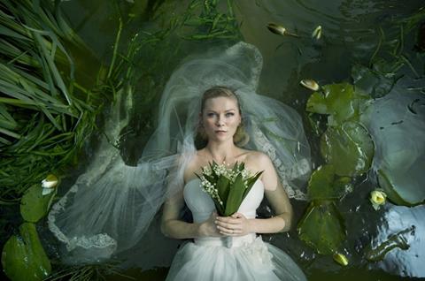 Melancholia_Image__Kirsten_Dunst.jpg