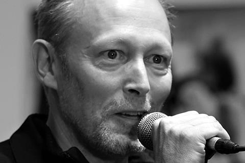 Lars Mikkelsen