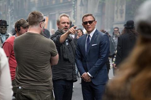 1228499_Spectre+behind+the+scenes.jpg