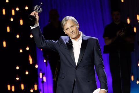 Viggo Mortensen accepts the Donostia award