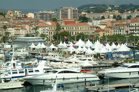 Cannes Village International