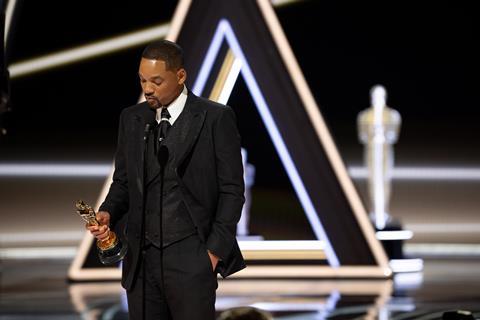 PHOTOS: Will Smith brings down curtain on FIFA World Cup - Rediff.com