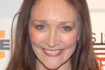 Olivia_Hussey,_at_the_Cinema_City_Film_Festival_2008