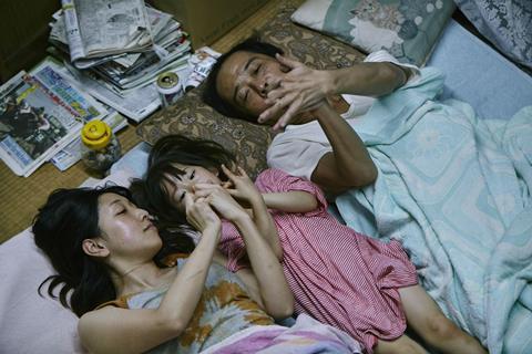 shoplifters 2