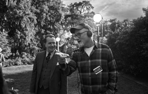 Mank_Gary Oldman and David Fincher_Credit Miles Crist-NETFLIX