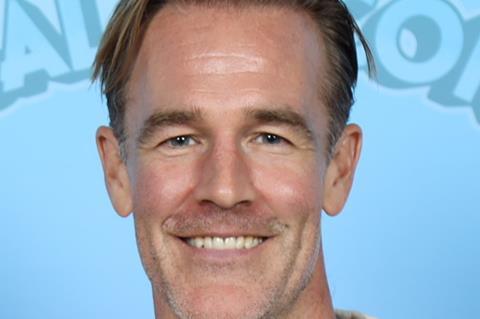 James_Van_Der_Beek_Photo_Op_GalaxyCon_Austin_2023