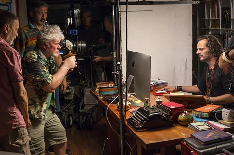 Pedro Almodovar_Pain And Glory on set 2