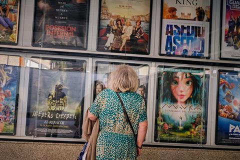 Los cines europeos se centran en cómo el programa español para personas mayores atrae a un público mayor |  Características