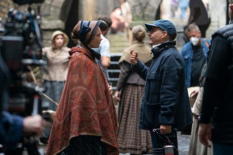 Florence Pugh and Sebastian Lelio on the set of 'The Wonder'